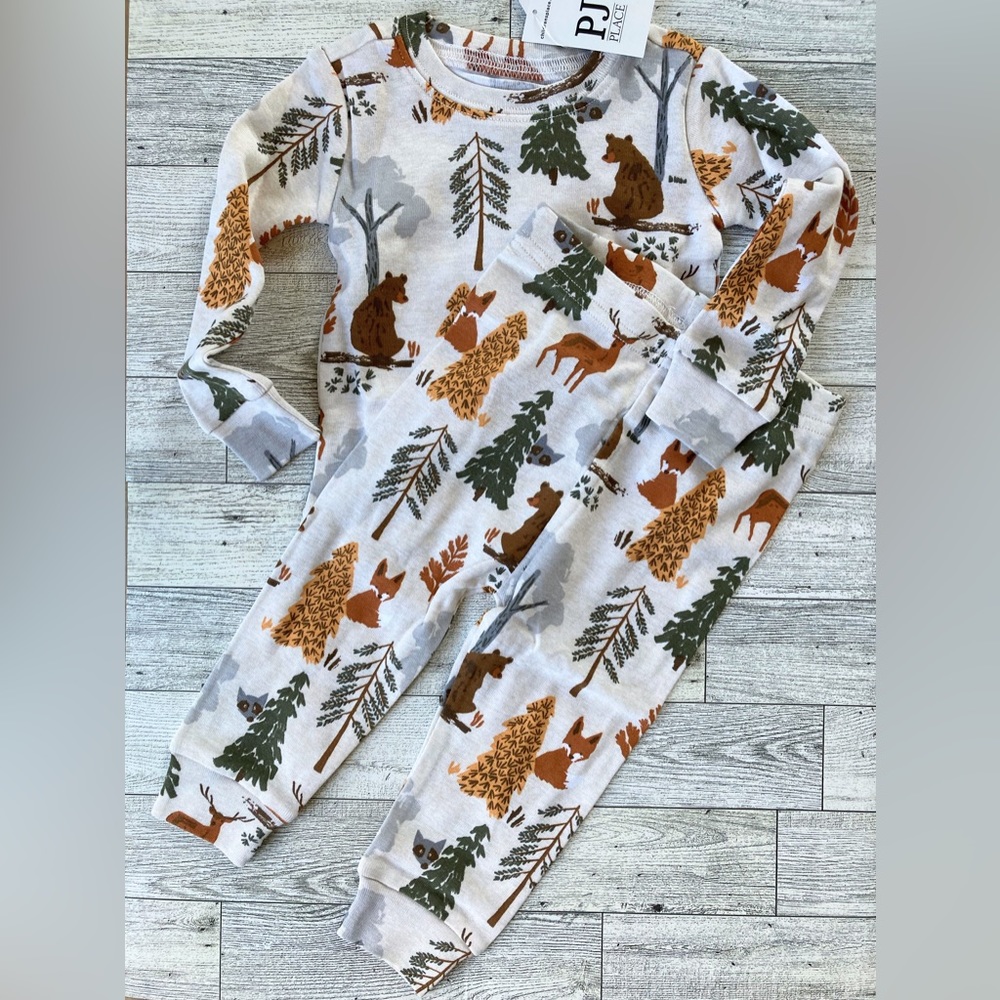 The Children's Place Forest Pajama Set 3-6 months